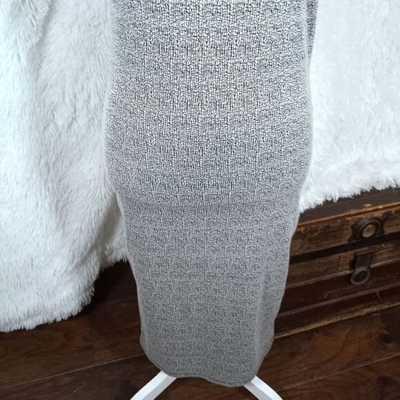 COTTON ON BLACK & WHITE BODYCON DRESS SZ.S EUC - Picture 4 of 8